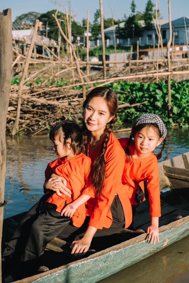 &quot;Lật mặt - 48h&quot;: Vợ chồng Lý Hải - Minh Hà cùng 4 con xinh xắn chụp ảnh Tết - Ảnh 9.
