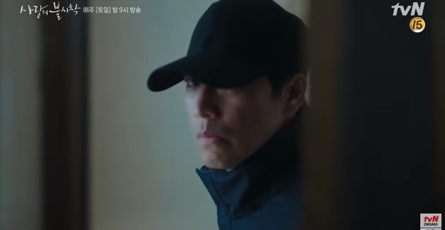 &quot;Crash Landing On You&quot; tập 11: Hyun Bin được Son Ye Jin &quot;bao nuôi&quot;, lột xác thành nam thần khiến hội fangirl điên đảo - Ảnh 13.