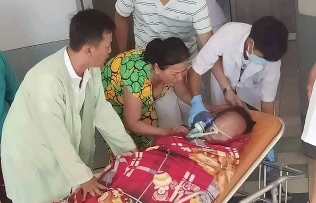 Ông cụ đột quỵ mất đi khi đang bán dưa Tết, con rể cố bán hết để kịp về đưa tang cha vợ - Ảnh 3. Ông cụ đột quỵ mất đi khi đang bán dưa Tết, con rể cố bán hết để kịp về đưa tang cha vợ - Ảnh 3.