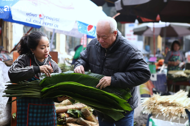  Chợ lá dong lâu đời nhất Hà Nội dịp giáp Tết giá mềm hơn nhưng thưa thớt người mua - Ảnh 10.