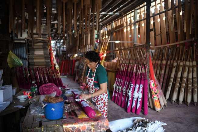 Hàng triệu người trên thế giới chào đón Tết Nguyên Đán Canh Tý 2020: Trung Quốc có một dịp Tết khác lạ, Việt Nam lung linh trên báo nước ngoài - Ảnh 11.