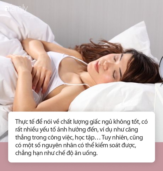 4 loại thực phẩm phá hủy giấc ngủ của bạn nhưng rất nhiều người thích ăn - Ảnh 2.