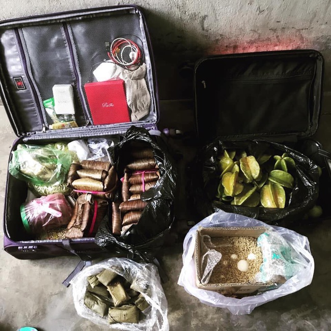 Trở lại thành phố  sau kì nghỉ Tết, cô gái được mẹ sắp xếp hành lý nặng hơn 40kg toàn đồ ăn - Ảnh 2.