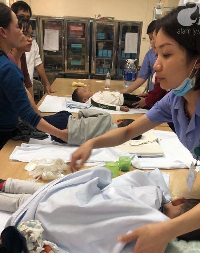 Nóng: Hàng trăm trẻ mầm non ở Thanh Hóa nhập viện nghi do ngộ độc - Ảnh 7.