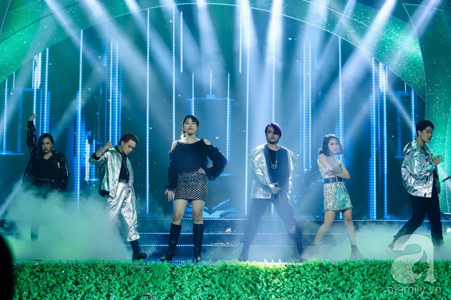Vắng mặt v&igrave; nhập viện do kiệt sức, Ho&agrave;ng Th&ugrave;y Linh vẫn xuất sắc lập c&uacute;p đ&uacute;p tại giải Mai V&agrave;ng lần thứ 25 - Ảnh 20.
