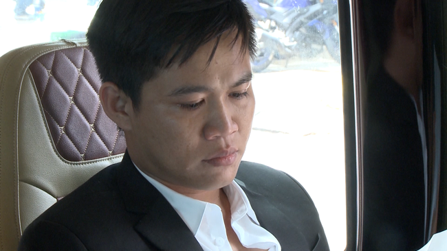 "Cưới đi chờ chi": Trai tân quyết cưới mẹ đơn thân vì tiếng gọi bất ngờ, cô gái sụp đổ khi nhận lời cầu hôn - Ảnh 6. "Cưới đi chờ chi": Trai tân quyết cưới mẹ đơn thân vì tiếng gọi bất ngờ, cô gái sụp đổ khi nhận lời cầu hôn - Ảnh 6.