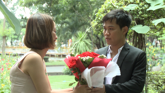 "Cưới đi chờ chi": Trai tân quyết cưới mẹ đơn thân vì tiếng gọi bất ngờ, cô gái sụp đổ khi nhận lời cầu hôn - Ảnh 9. "Cưới đi chờ chi": Trai tân quyết cưới mẹ đơn thân vì tiếng gọi bất ngờ, cô gái sụp đổ khi nhận lời cầu hôn - Ảnh 9.