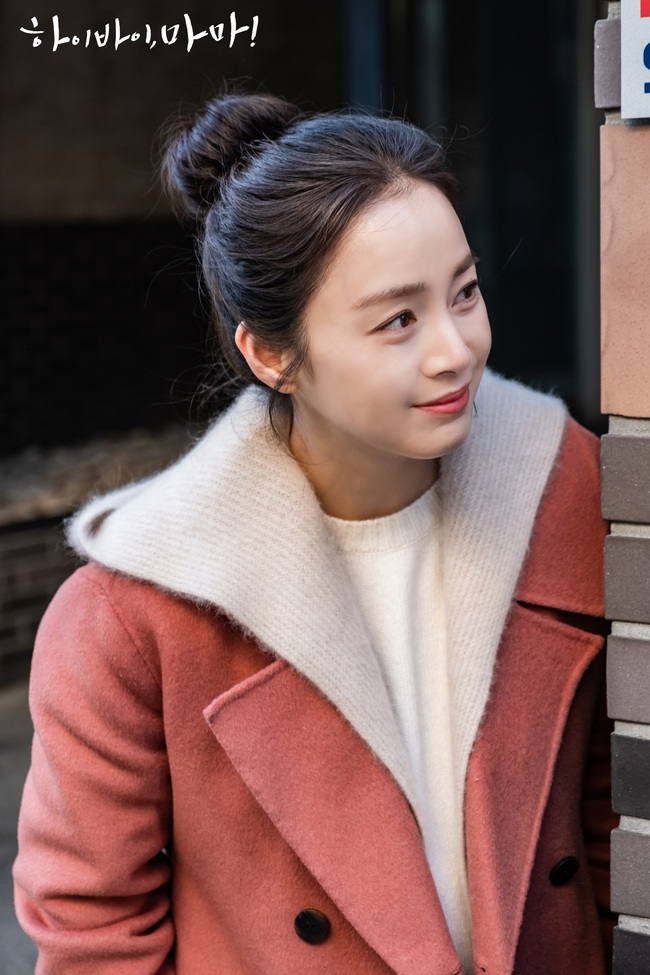 Kim Tae Hee làm ma nữ tấu hài trong phim thế sóng &quot;Crash Landing On You&quot;: Để lộ bọng mắt to, da chảy xệ  - Ảnh 6.