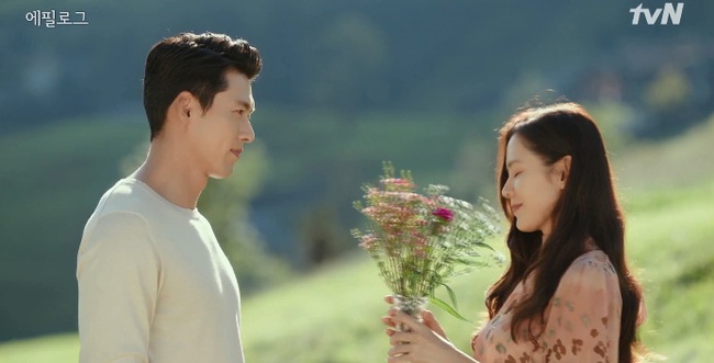 &quot;Crash Landing On You&quot; tập cuối: Kết thúc viên mãn cho Son Ye Jin - Hyun Bin, mãn nguyện cảnh hôn lãng mạn của đôi trẻ - Ảnh 11.