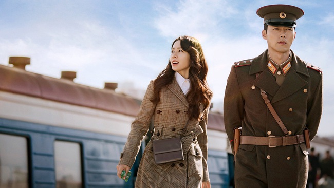 Soán ngôi bom tấn &quot;Goblin&quot;, &quot;Crash Landing On You&quot; chính thức trở phim có rating trung bình cao nhất lịch sử đài tvN - Ảnh 5.