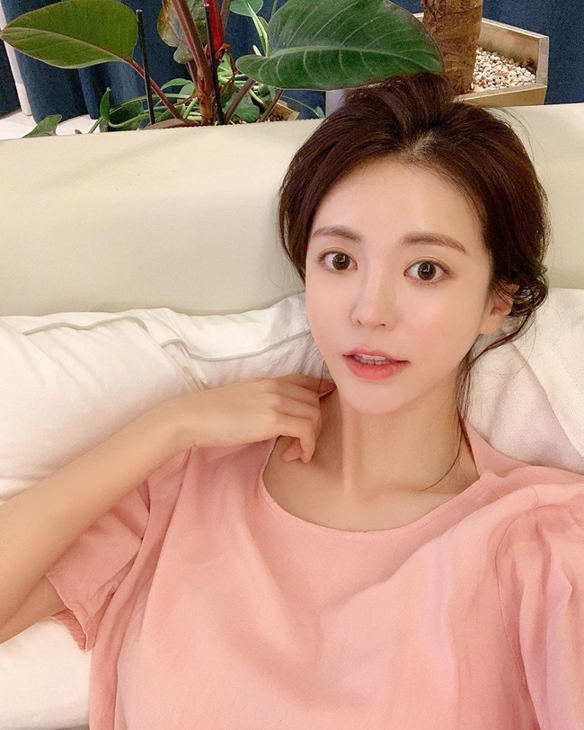 Vitamin C, retinol và những thành phần nổi danh khác nên được thoa vào buổi sáng hay tối để cho hiệu quả tối ưu nhất? - Ảnh 4. Vitamin C, retinol và những thành phần nổi danh khác nên được thoa vào buổi sáng hay tối để cho hiệu quả tối ưu nhất? - Ảnh 4.