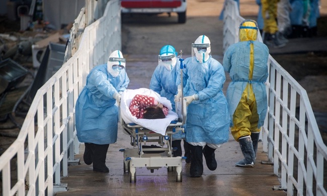 Virus corona Vũ Hán đã lây nhiễm cho hơn 29.000 người cùng 638 ca tử vong: Điểm lại 24 thông tin “tối quan trọng” mà bất cứ ai cũng cần phải biết  - Ảnh 1.