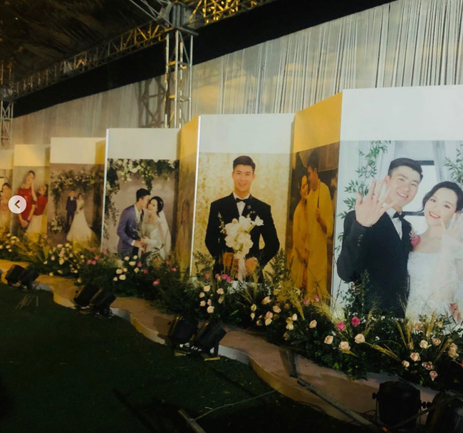 Những hình ảnh đầu tiên tại đám cưới Duy Mạnh - Quỳnh Anh: Nhà chú rể mang cả cung điện ra sân bóng với rạp cưới cực kỳ hoành tráng - Ảnh 4.