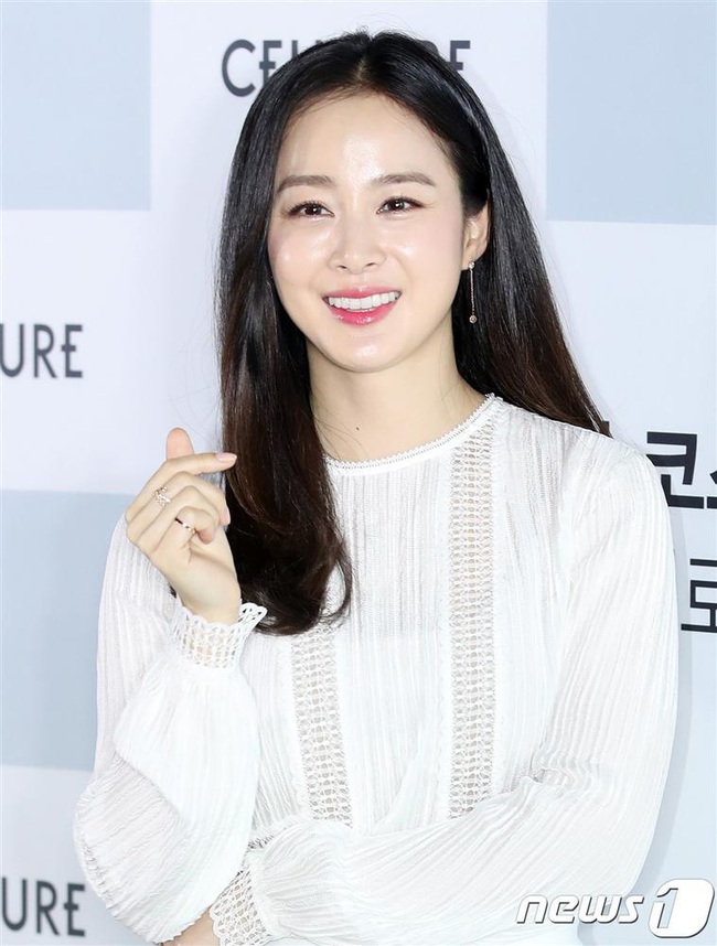 Hậu ly hôn, Song Hye Kyo lép vế trong cuộc đua nhan sắc khi đứng sau người đẹp đình đám này ở danh sách các nữ thần hàng đầu Hàn Quốc - Ảnh 5.