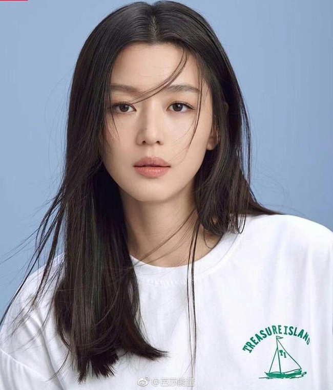 Hậu ly hôn, Song Hye Kyo lép vế trong cuộc đua nhan sắc khi đứng sau người đẹp đình đám này ở danh sách các nữ thần hàng đầu Hàn Quốc - Ảnh 4.