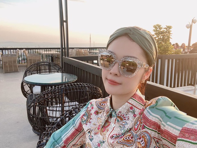 Soi nhất cử nhất động của sao Việt 8/2 - Ảnh 11. Soi nhất cử nhất động của sao Việt 8/2 - Ảnh 11.
