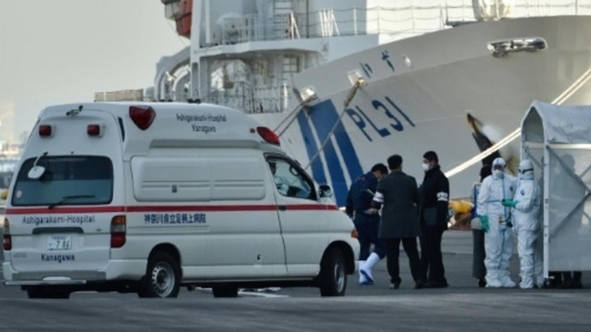 Thêm trường hợp nhiễm virus corona trên du thuyền 3.700 người, nhiều hành khách phản ứng khi bị cách ly 14 ngày - Ảnh 1.