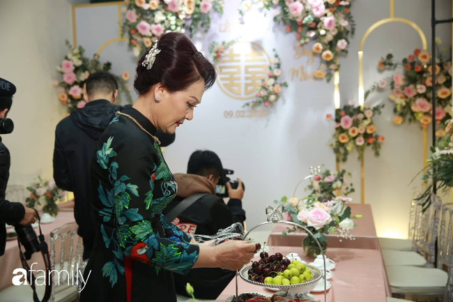 Những hình ảnh đầu tiên từ đám cưới Duy Mạnh - Quỳnh Anh: Nhà gái tấp nập chuẩn bị chờ đón dâu, nhà trai sẵn sàng lên đường - Ảnh 3.