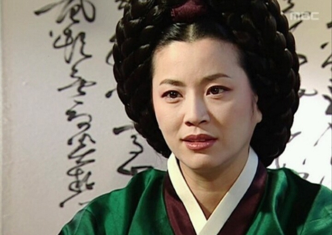 Dàn sao Nàng Dae Jang Geum sau 14 năm: Người vai chính viên mãn, kẻ vai phụ lận đận chưa thể tỏa sáng - Ảnh 18.