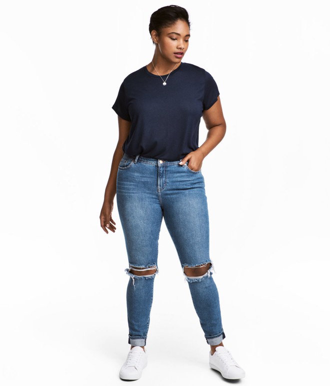 Một cô nàng ngoại cỡ thử 10 chiếc quần jeans của 10 hãng khác nhau, và đây là những điều cô cảm nhận được - Ảnh 3.