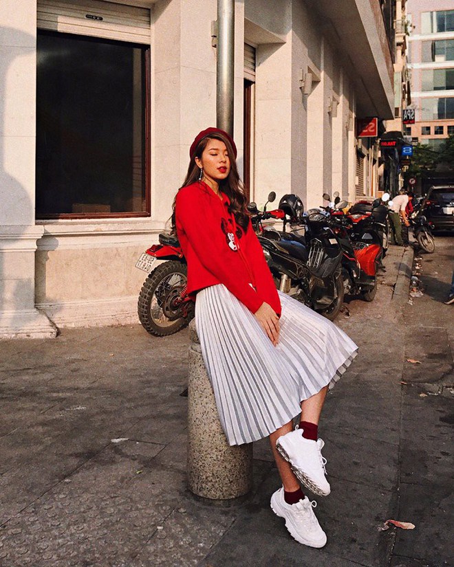 Lâu lắm mới thấy Kỳ Duyên diện đồ điệu, còn Hà Tăng thì đẹp khỏi bàn trong street style tuần này - Ảnh 11.