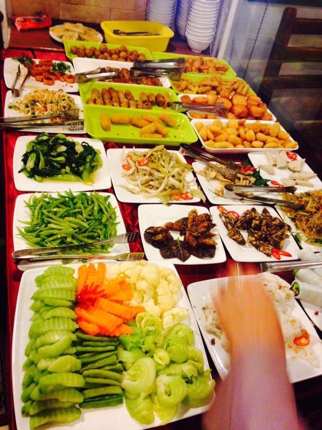 8 địa chỉ buffet chay cực bình dân nên thử ngay hôm nay cho ngày đầu tháng Vu Lan thanh tịnh - Ảnh 31.