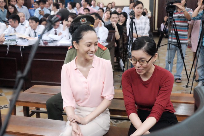 Hoa hậu Trương Hồ Phương Nga đã được tại ngoại sau 2 năm 3 tháng tạm giam - Ảnh 17.