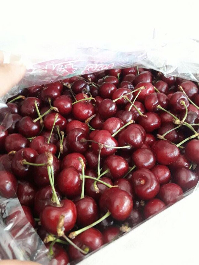 Chị em đổ xô mua cherry Trung Quốc giá chỉ 120.000 đồng/kg trên chợ online - Ảnh 3.