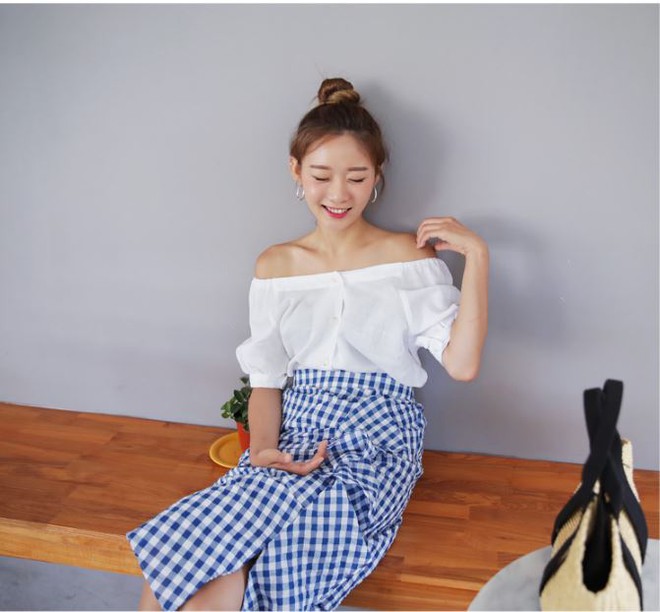 Nằm lòng ngay 3 gợi ý kết hợp này để diện đồ kẻ caro (gingham) thật chuẩn mốt  - Ảnh 18.