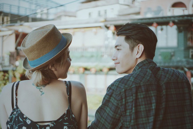 Cặp đôi Thái Trinh - Quang Đăng khoe ảnh khóa môi nồng nàn ở Đài Loan - Ảnh 3.