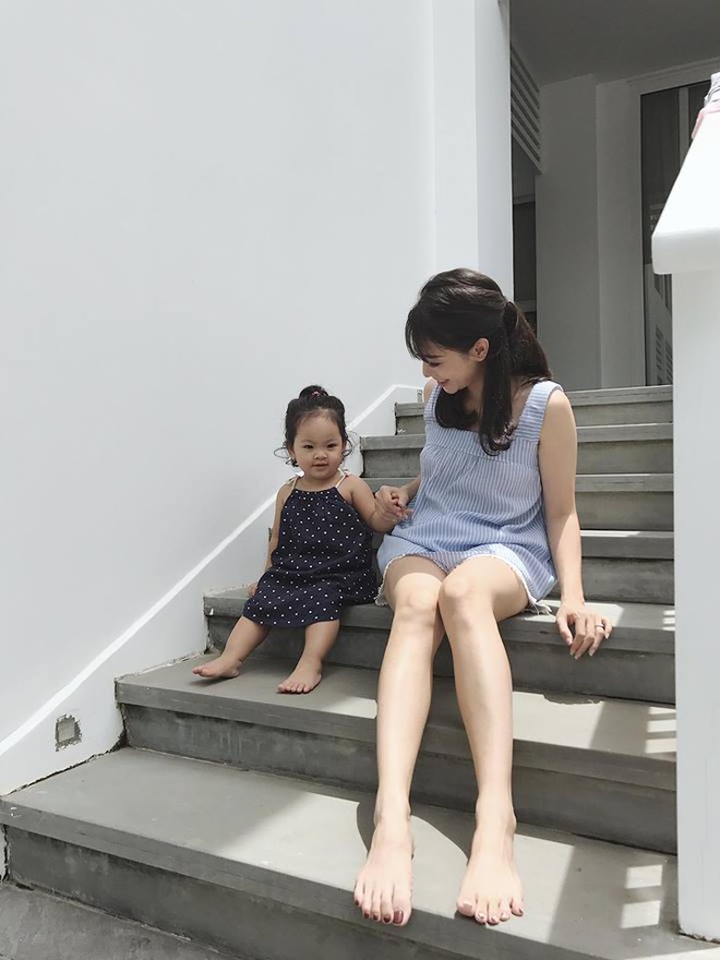 Nhóm bạn thân 6 hotmom Hà Nội trẻ xinh, kinh doanh giỏi, du lịch nước ngoài như đi chợ khiến chị em ngưỡng mộ - Ảnh 12.