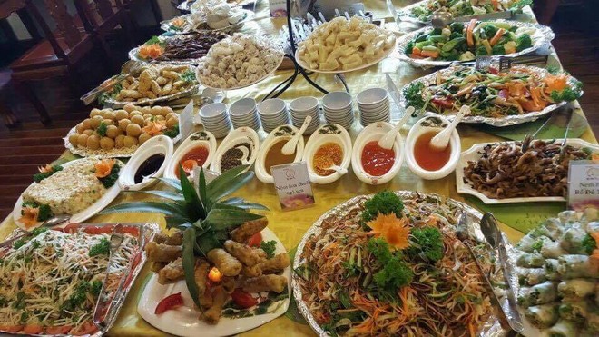 8 địa chỉ buffet chay cực bình dân nên thử ngay hôm nay cho ngày đầu tháng Vu Lan thanh tịnh - Ảnh 34.