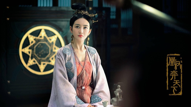 Vượt qua ồn ào ngoại tình với Lưu Khải Uy, Vương Âu bất ngờ xuất hiện bên Trần Khôn - Ảnh 2. Vượt qua ồn ào ngoại tình với Lưu Khải Uy, Vương Âu bất ngờ xuất hiện bên Trần Khôn - Ảnh 2.