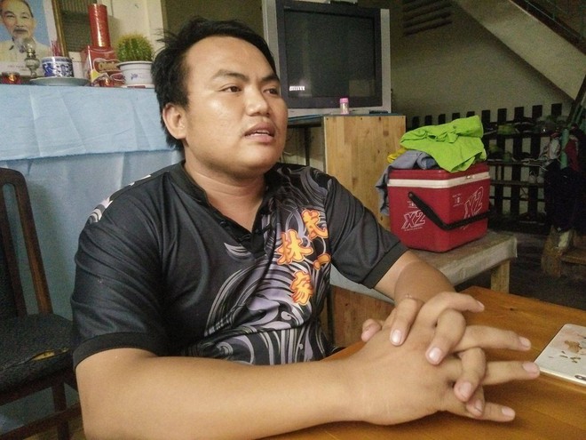 Hai bé trai 4 và 5 tuổi nghi bị mẹ bỏ rơi dưới chân cầu: Nửa đêm tỉnh giấc khóc đòi mẹ - Ảnh 8. Hai bé trai 4 và 5 tuổi nghi bị mẹ bỏ rơi dưới chân cầu: Nửa đêm tỉnh giấc khóc đòi mẹ - Ảnh 8.