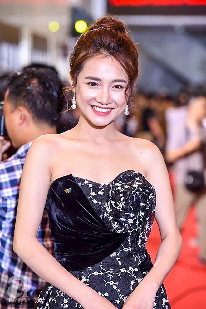 Bảo Thanh Sống chung với mẹ chồng tình tứ với chồng trên thảm đỏ VTV Awards - Ảnh 7.