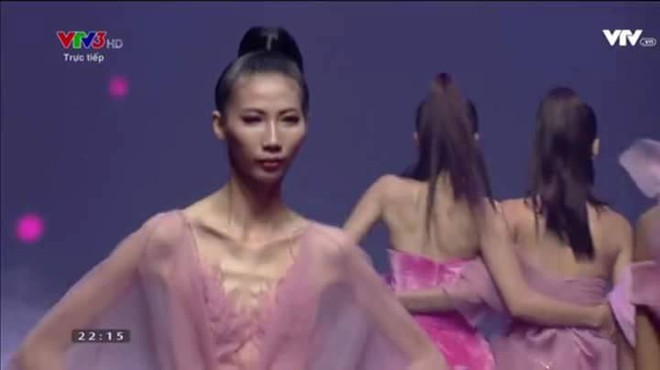 Không chỉ có Cao Ngân, Next Top Model còn gây xôn xao bởi cô gái này - Ảnh 4.