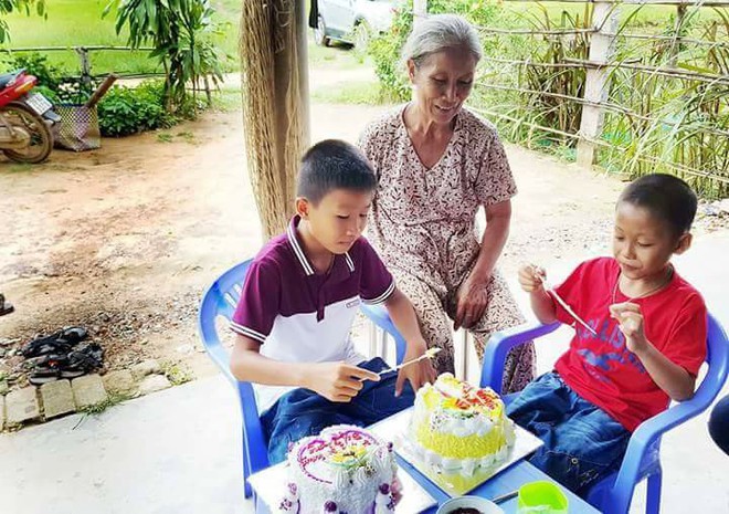 Mẹ 2 bé khiến Lại Văn Sâm tặng lương hưu: Bác Sâm đưa tiền ngay khi xuống sân khấu! - Ảnh 10.