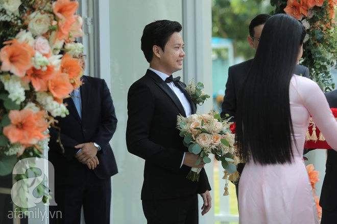 Toàn cảnh đám cưới được bảo vệ nghiêm ngặt của Đặng Thu Thảo với doanh nhân Trung Tín - Ảnh 22.