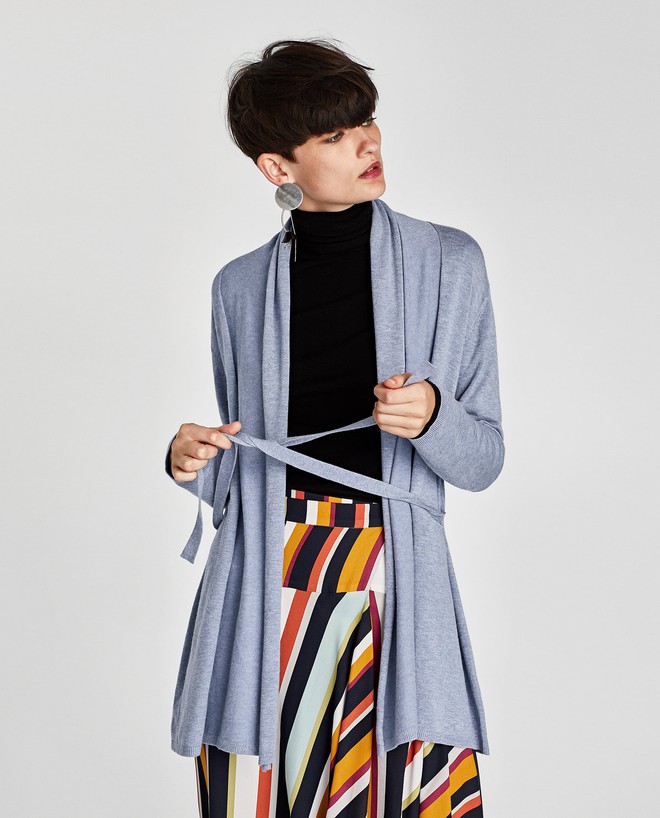 Zara sale 50% và đây là những mẫu áo len, áo nỉ mà các nàng phải vợt ngay kẻo hết size - Ảnh 11. Zara sale 50% và đây là những mẫu áo len, áo nỉ mà các nàng phải vợt ngay kẻo hết size - Ảnh 11.
