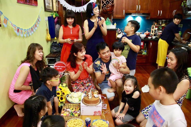 Qua bão scandal, bà xã Xuân Bắc trẻ trung đến dự sinh nhật con gái Tự Long - Ảnh 8.