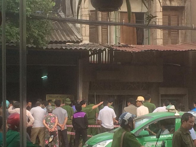 Thái Nguyên: Sau tiếng nổ trước cửa nhà, hàng xóm phát hiện một người phụ nữ tử vong - Ảnh 1.