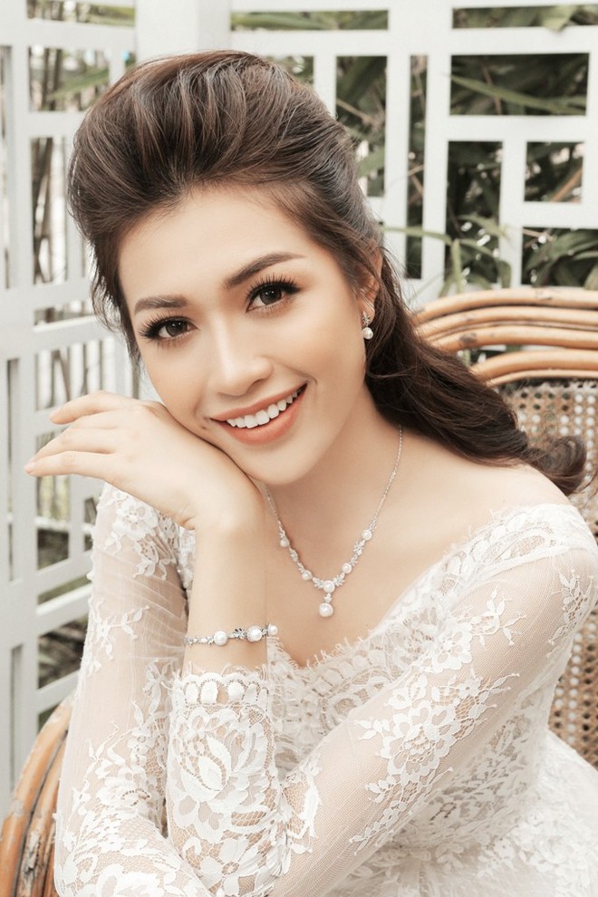 Tạm dừng Hoa hậu Hoàn vũ, Á hậu Lệ Hằng hóa cô dâu yêu kiều - Ảnh 5.