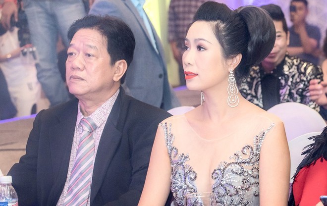 Á hậu Trịnh Kim Chi đẹp mặn mà, khoe vẻ gợi cảm tuổi 46 - Ảnh 4.