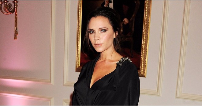 Phẫu thuật ngực tới 4 lần, Victoria Beckham thừa nhận đây là việc làm khiến cô hối hận - Ảnh 4.