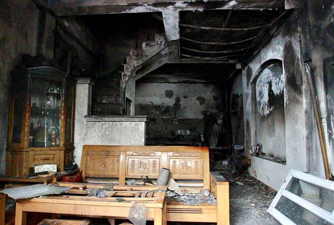 Những nguyên tắc vàng để thoát khỏi đám cháy tại nhà dân sau 2 vụ hỏa hoạn khiến 6 người chết tại Hà Nội - Ảnh 1.