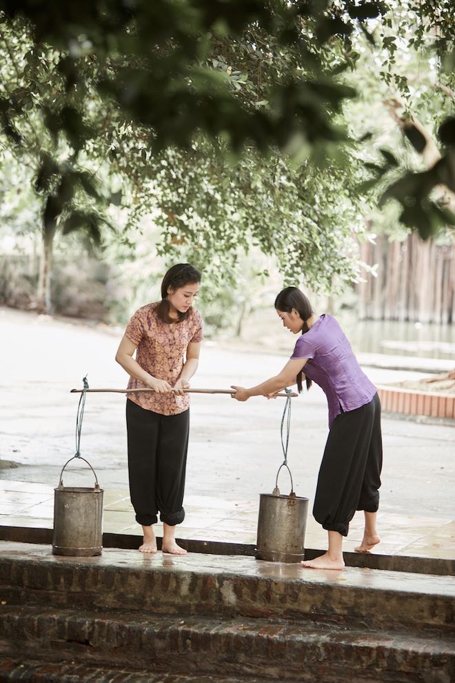 Mẹ chồng Lan Hương đẹp nền nã bên 2 chị em Thúy Vân - Thúy Kiều - Ảnh 4.