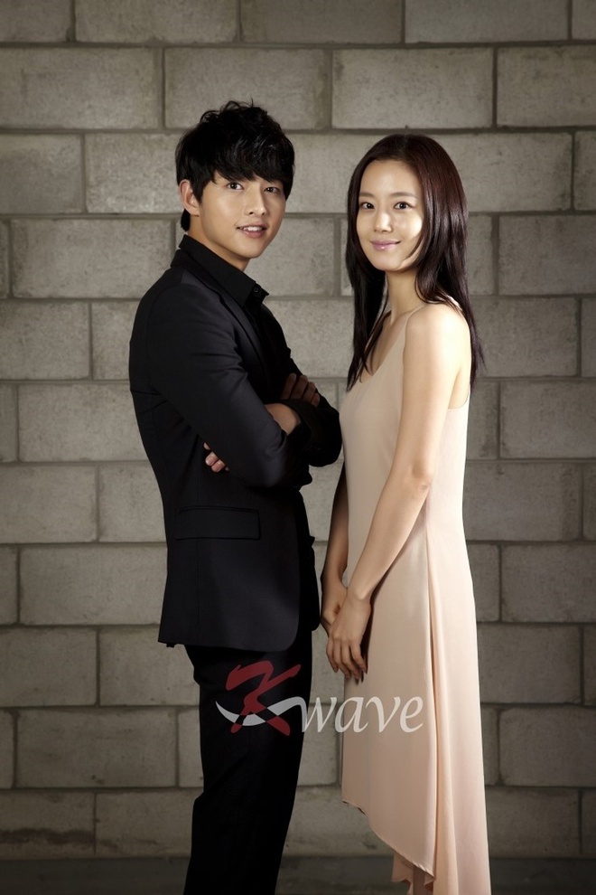 Đừng tưởng người tình của Song Hye Kyo mới xịn, Song Joong Ki cũng từng cặp loạt mỹ nhân chất phát ngất - Ảnh 14.