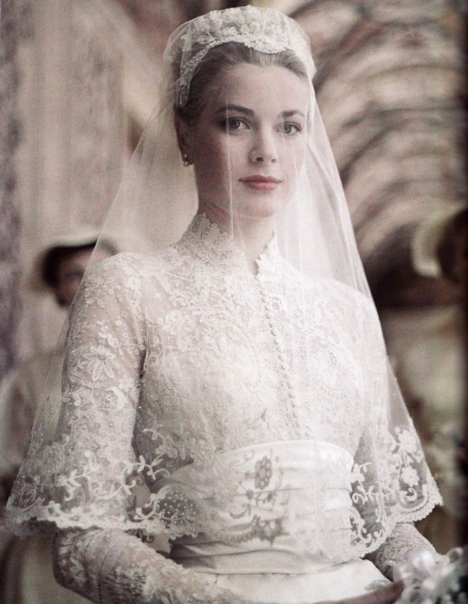 Điều bí ẩn gì đằng sau mẫu váy cưới Công nương Grace Kelly khiến cả thế giới sau 60 năm vẫn mê mẩn đến vậy - Ảnh 12.