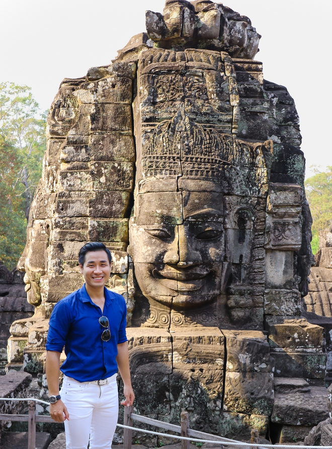 Nguyên Khang thích thú du lịch bụi, lê la vỉa hè ở Campuchia - Ảnh 2.