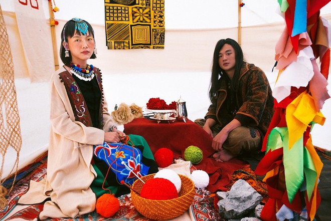 Cặp đôi Hà thành hóa trang thành dân du mục Mông Cổ, ôm rồng Nam Mỹ chụp ảnh cưới - Ảnh 8.